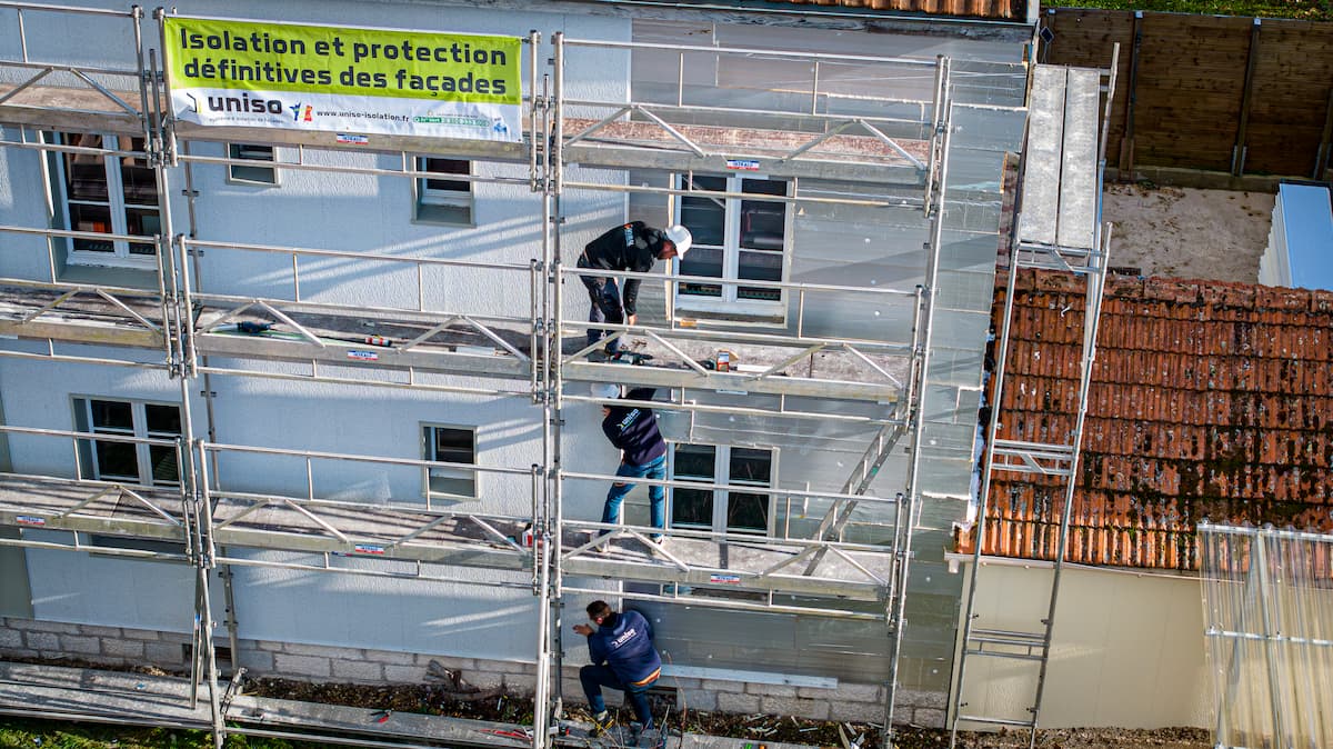 Travaux de ravalement de façade d’une maison