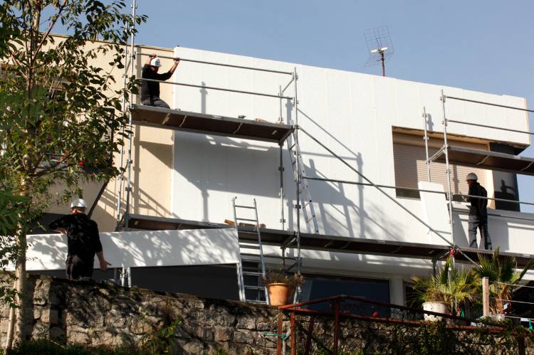 Uniso crée la solution d’ITE la plus mince éligible aux aides à la rénovation énergétique !