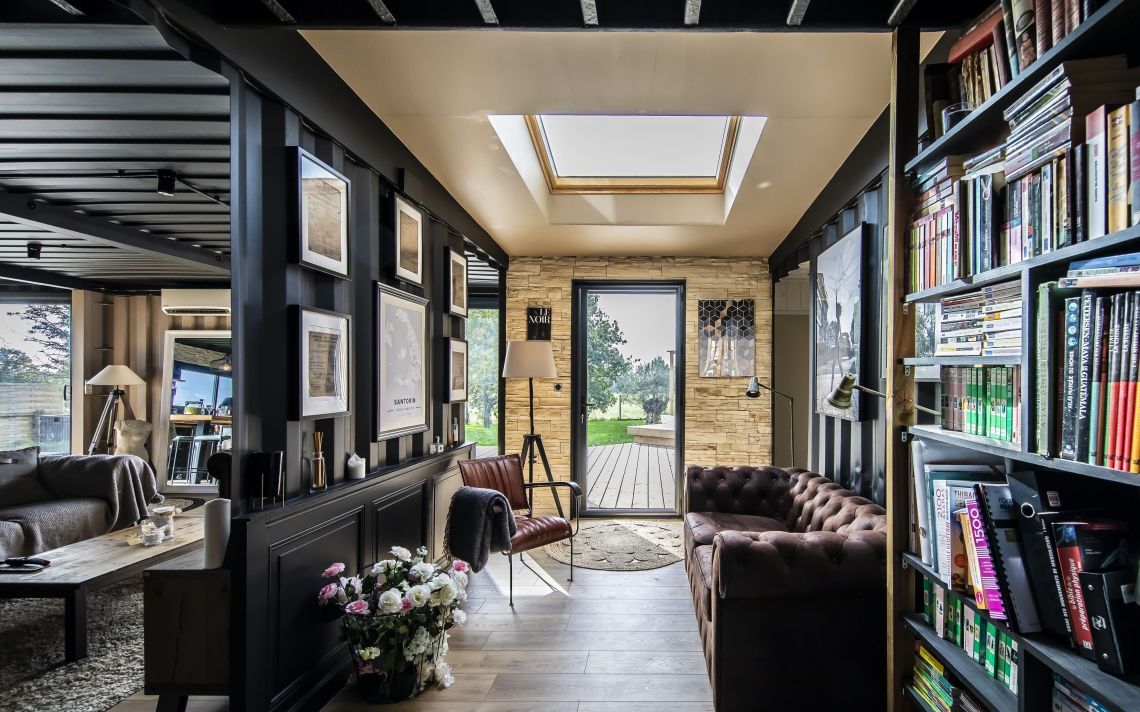 Isolation extérieure d’une maison container