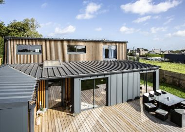 Isolation extérieure d’une maison container