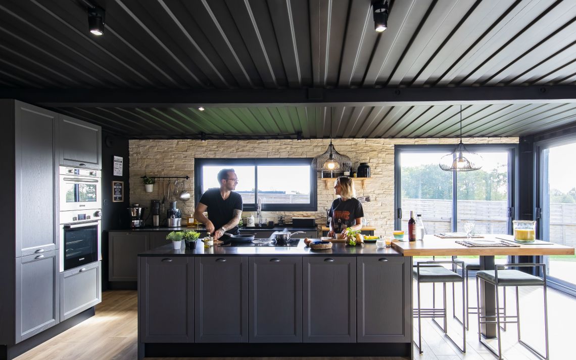 Isolation extérieure d’une maison container