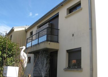 Isolation extérieure et protection de façades d'une maison datant des années 70