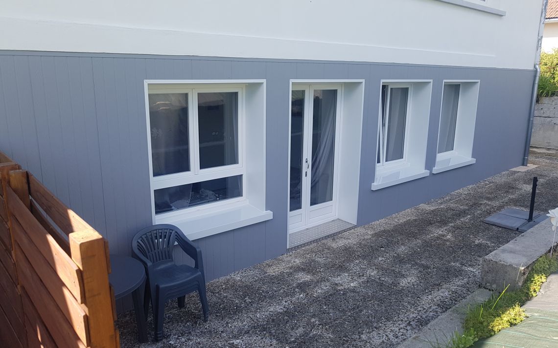 Isolation thermique et embellissement des façades d'un gite