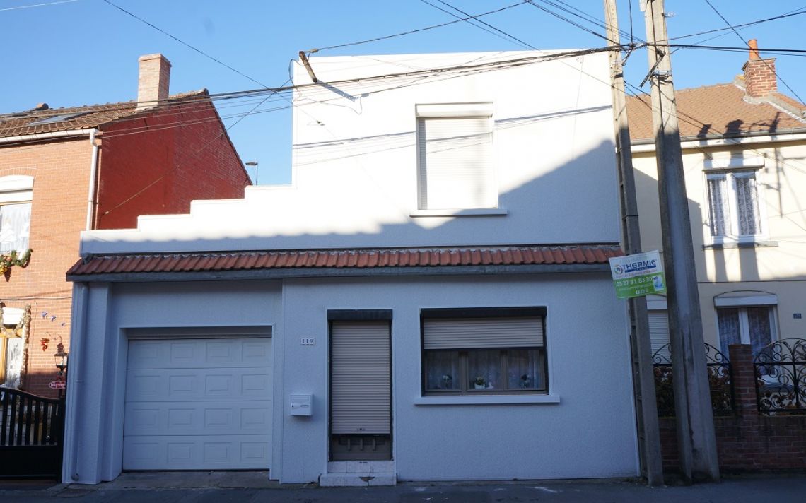 Réhabilitation des façades d'une maison mal isolée