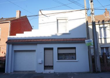 Réhabilitation des façades d'une maison mal isolée