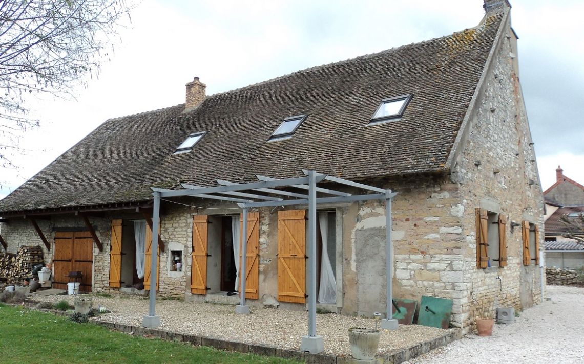 Rénovation d'une ancienne ferme en pierres
