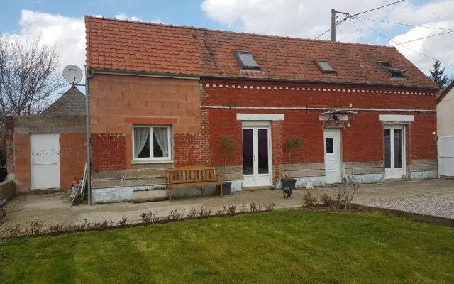 Isolation thermique des façades d'une maison de campagne