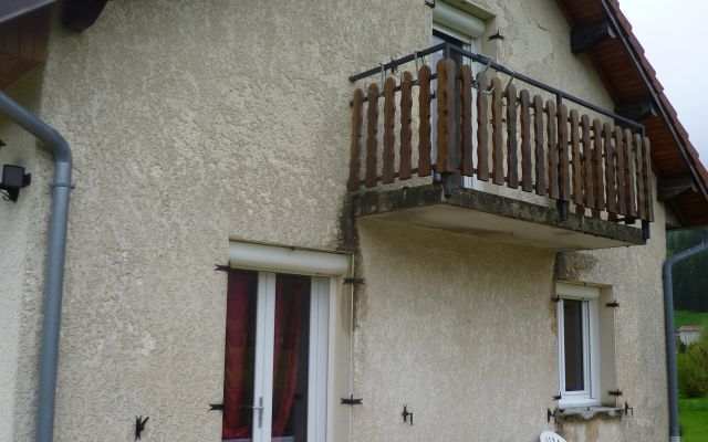 Vêture isolante sur maison deux étages